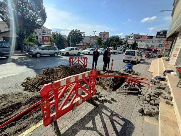Foto - Beylikdüzü'nde çevredekileri korkutan patlama