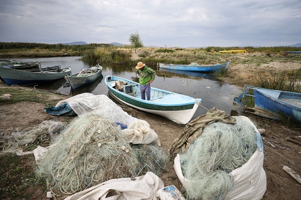 Foto - Beyşehir Gölü'nde balık avı böyle görüntülendi