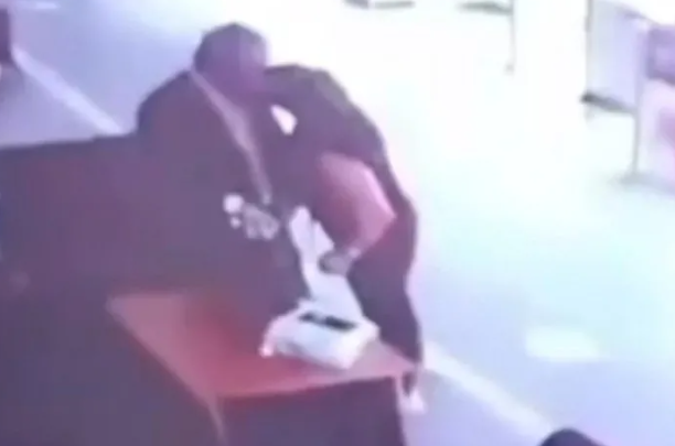 Foto - Bi durun artık! Ramazanda bari yapma… CHP'li başkandan skandal üstüne skandal