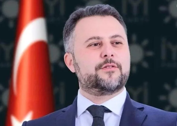 Foto - Bi durun artık! Ramazanda bari yapma… CHP'li başkandan skandal üstüne skandal