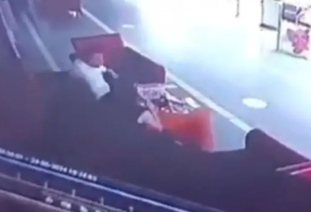 Foto - Bi durun artık! Ramazanda bari yapma… CHP'li başkandan skandal üstüne skandal