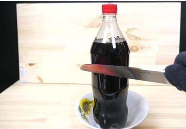 Foto - Bıçağı 1000 derece ısıtan adam ilginç deneylere imza attı