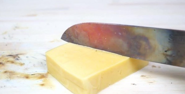 Foto - Bıçağı 1000 derece ısıtan adam ilginç deneylere imza attı