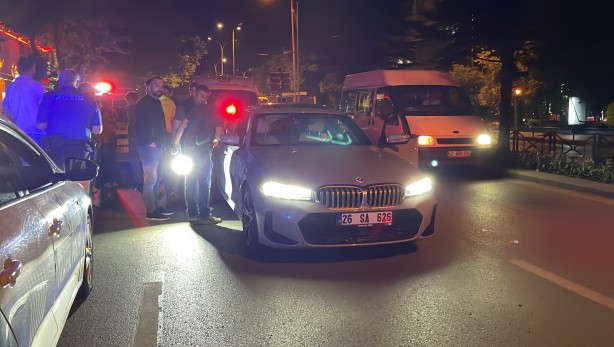 Foto - Bıçakla otomobil gaspı