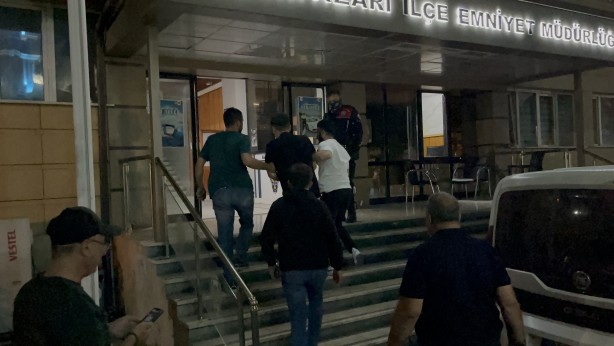  Bıçakla otomobil gaspı