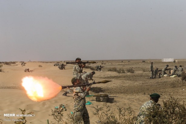 Foto - Biden'ın göreve geldiği gün oldu! Füzeler ateşlendi, uçaklar peş peşe havalandı