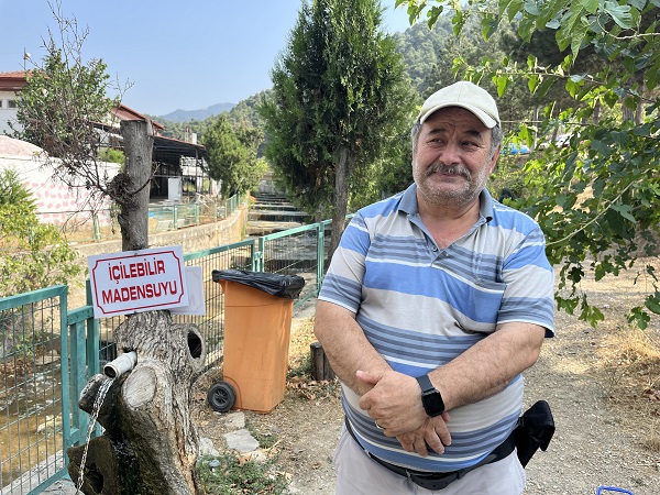 Foto - Bidon bidon alıyorlar! Bu maden suyu şişeden değil çeşmeden içiliyor