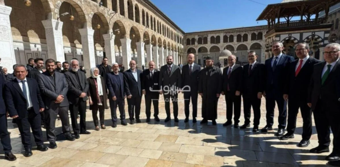 Bilal Erdoğan, Suriye'de Emevi camisinde namaz kıldı! Ahmet El-Şara ile görüştü