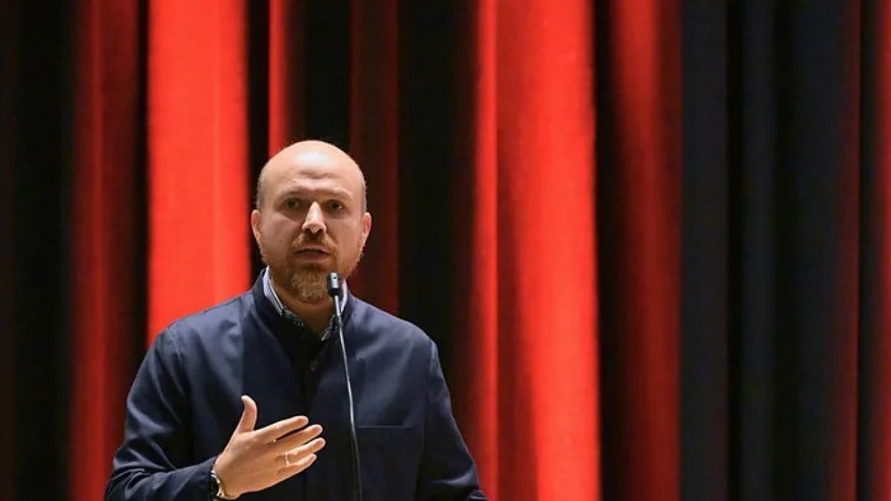 Bilal Erdoğan'dan gençlere mesaj: Kapitalist sistem insanları bencil hale getiriyor!