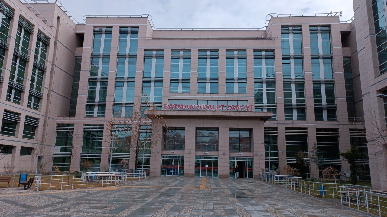 Foto - Bile bile kendinizi yakmayın! Gençlere ‘hesap kiralama’ tuzağı