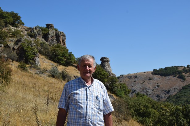 Foto - Bilecik'teki tarihi "Kızlar Kalesi"ni duyan yüzbinler akın ediyor! Ünlü peribacalarına benzer görüyor! İşte güncel bilgiler