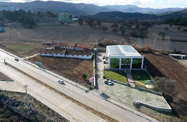 Foto - Bileziklerini satarak başladı... Şimdi dünyaya satıyor