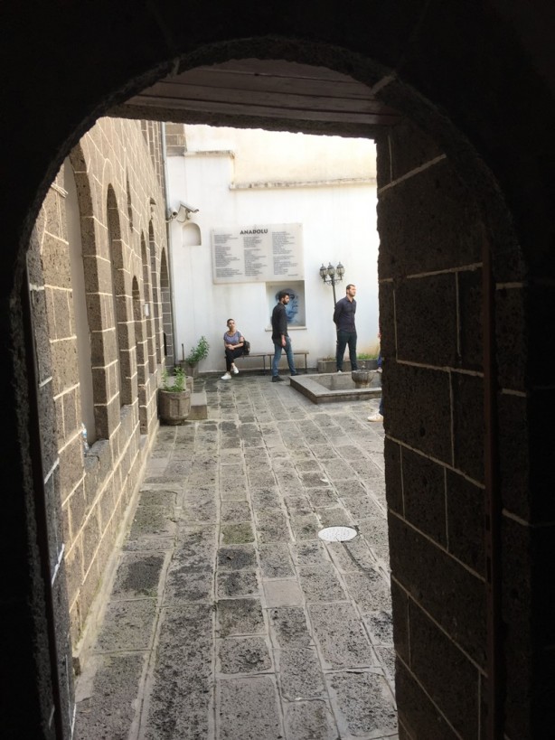 Foto - Bilgi arayanların adresi: Ahmet Arif Edebiyat Müze Kütüphanesi