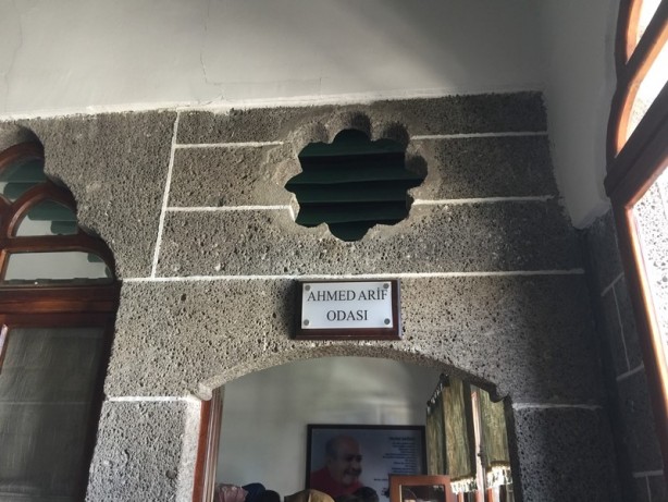 Foto - Bilgi arayanların adresi: Ahmet Arif Edebiyat Müze Kütüphanesi