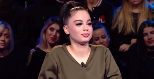 Bilgi yarışmasına ailesinin zoruyla katıldı, 2. soruda elendi