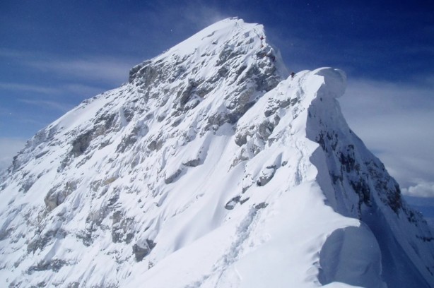 Foto - Bilim adamları şaşkın! Everest Dağı, 1 metre yükseldi