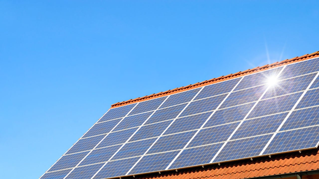  Bilim insanları güneş enerjisinin peşine düştü! Yaklaşık 5 yıl denizin 10 metre altında 2 saatte test edecekler