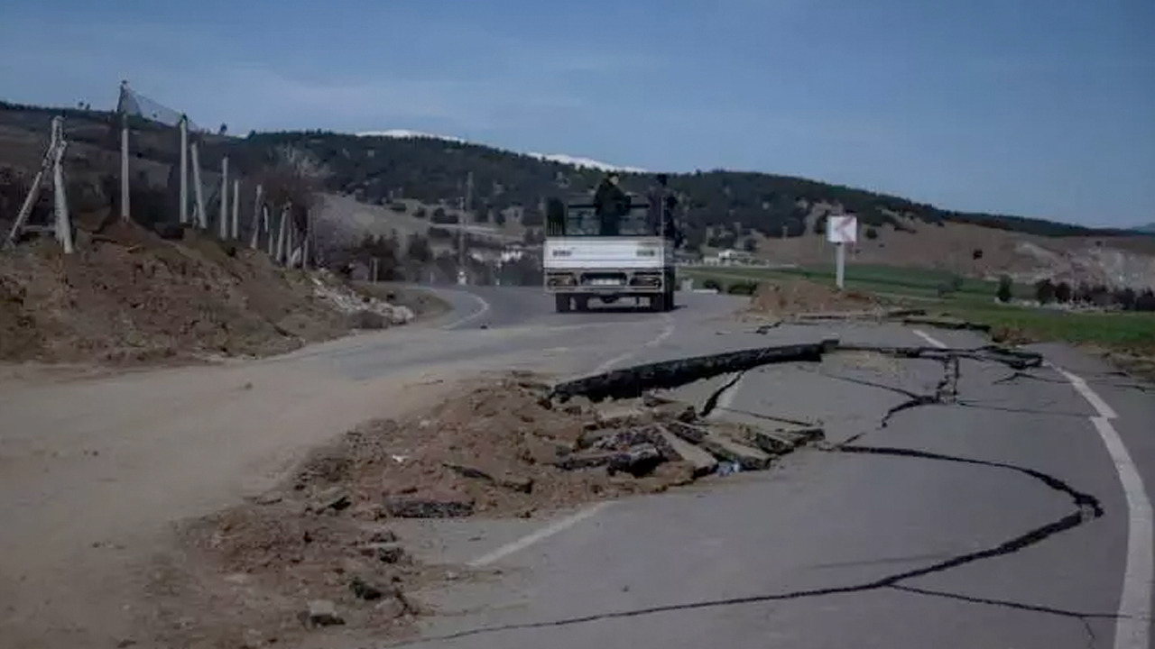 Bilim insanları keşfetti! Türkiye'nin altında gizli bir çatlak: Araştırmacılardan bomba iddia, tedirgin etti