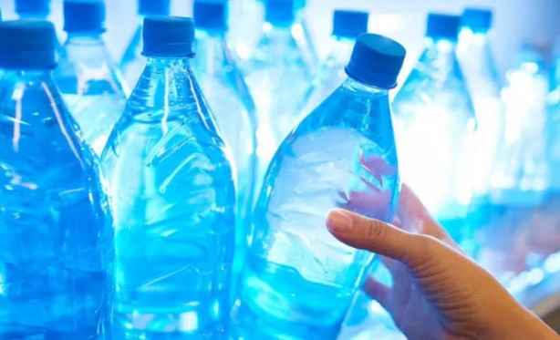 Foto - Bilim insanlarından hamilelere pet şişe uyarısı