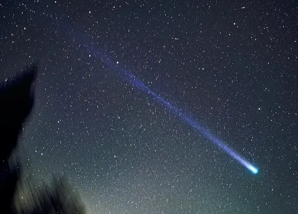 Foto - Bilim insanlarından korkutan açıklama! Boynuzları çıkan cisim Dünya'ya yaklaşıyor!
