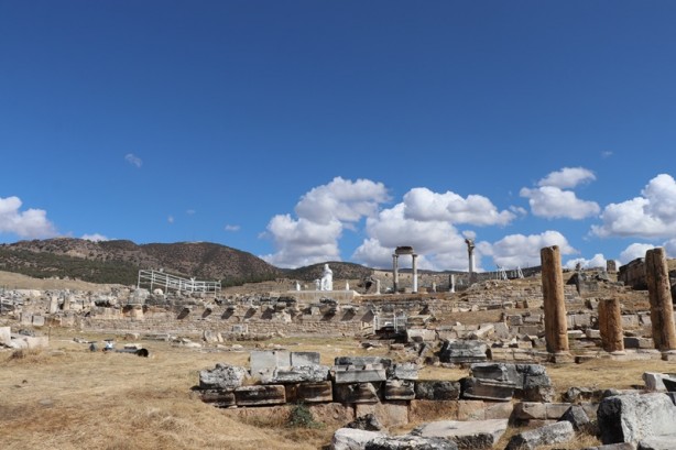 Foto - Bilim insanlarını heyecanlandıran gelişme! Hierapolis'te ortaya çıktı