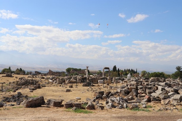 Foto - Bilim insanlarını heyecanlandıran gelişme! Hierapolis'te ortaya çıktı