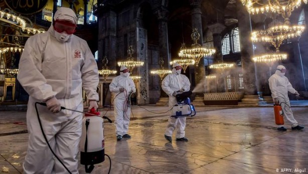 Foto - Bilim Kurulu üyesi Prof. Dr. Tevfik Özlü'den Ramazan Bayramı için sokağa çıkma yasağı açıklaması