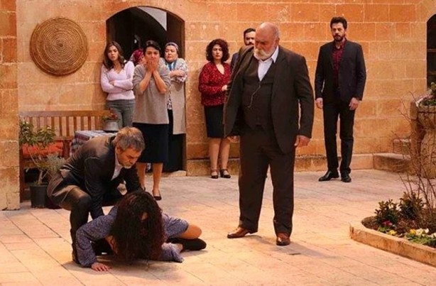 Foto - Bilinç altına saldıran 12 Türk dizisi! Bu dizileri izlemeyin, izlettirmeyin