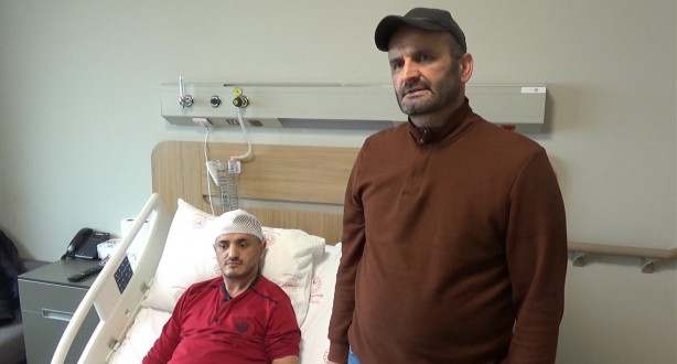 Foto - Bilinci açık hastaya beyin tümörü ameliyatı yapıldı!