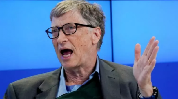 Foto - Bill Gates insanlara çip mi taktı? Komplo teorisi mi gerçek mi?