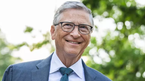 Foto - Bill Gates insanlara çip mi taktı? Komplo teorisi mi gerçek mi?