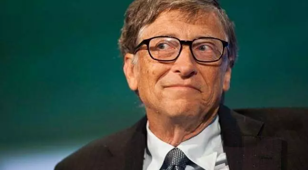 Foto - Bill Gates insanlara çip mi taktı? Komplo teorisi mi gerçek mi?
