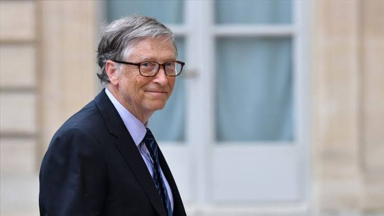 Foto - Bill Gates’ten robot vergisi önerisi: İnsanların yerini alan makineler de prim ödesin