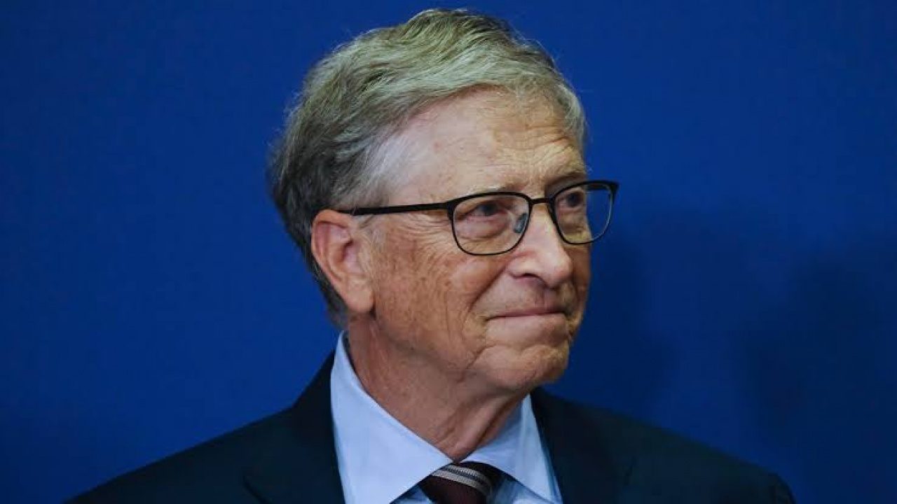 Foto - Bill Gates’ten robot vergisi önerisi: İnsanların yerini alan makineler de prim ödesin