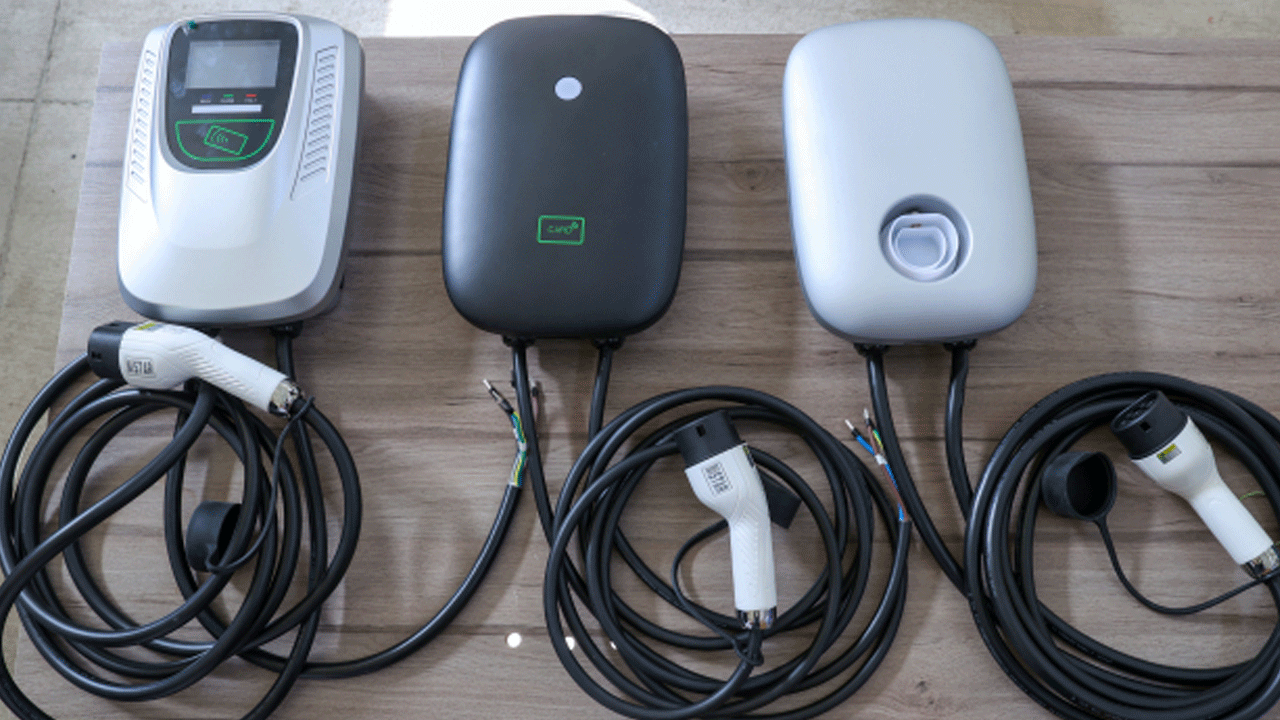 Foto - BİM elektrikli araçlar için taşınabilir şarj aleti satışına başlıyor! İşte fiyatı ve özellikleri!