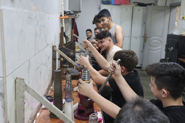 Foto - Bin 500 derecede eritiliyor! Bu dükkanın tozu bile para ediyor