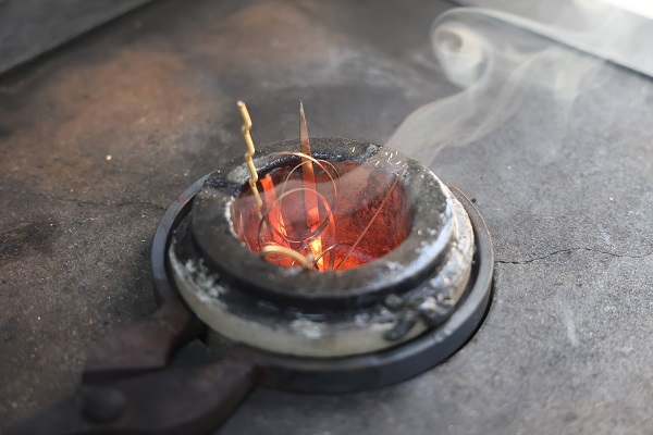 Bin 500 derecede eritiliyor! Bu dükkanın tozu bile para ediyor