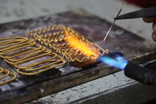 Foto - Bin 500 derecede eritiliyor! Bu dükkanın tozu bile para ediyor