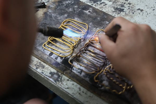 Foto - Bin 500 derecede eritiliyor! Bu dükkanın tozu bile para ediyor