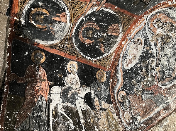 Foto - Bin yıllık yapı yok olmak üzere!