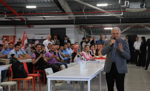 Foto - Binali Yıldırım: Sandığa gömüp siyaset sahnesinden siliyoruz