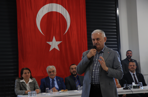 Binali Yıldırım: Sandığa gömüp siyaset sahnesinden siliyoruz