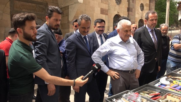 Foto - Binali Yıldırım: Türkiye'nin asli görevi budur!