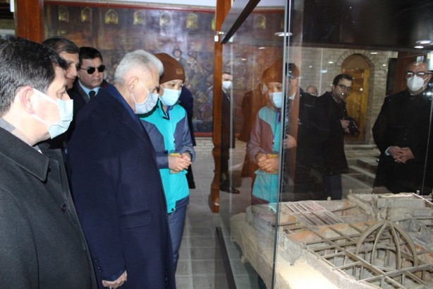 Foto - Binali Yıldırım’a "Fahri Profesör" unvanı!