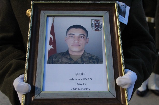 Foto - Bingöllü şehit dualarla son yolcuğuna uğurlandı