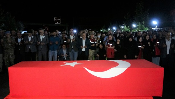 Foto - Bingöllü şehit son yolculuğuna uğurlandı