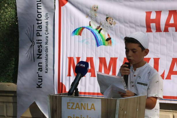 Foto - Gençlik 'namaz' ile diriliyor! Anne babalara seslendiler: Bizim cehennemde yanmamızı istemezsiniz değil mi?