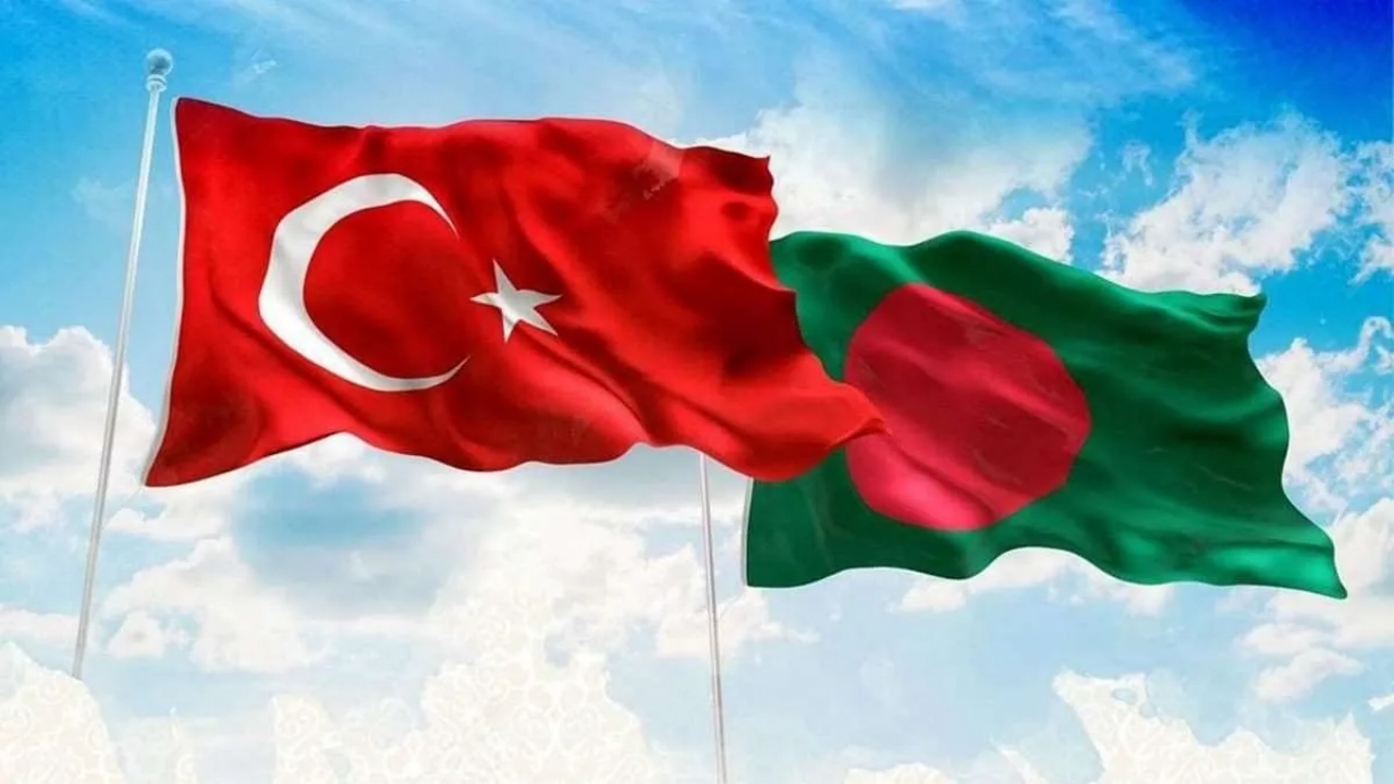 Foto - Binlerce kilometre ötede Türkiye paniği: Çıra gibi tutuştular