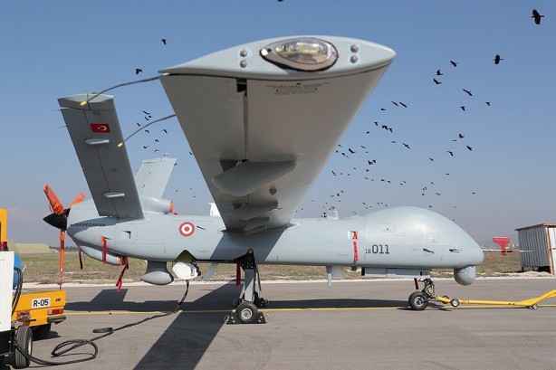 Foto - Binlerce kilometre ötedeki ülkeden beklenmedik karar! Türkiye'nin İHA'larına talip oldular, hemen istiyorlar