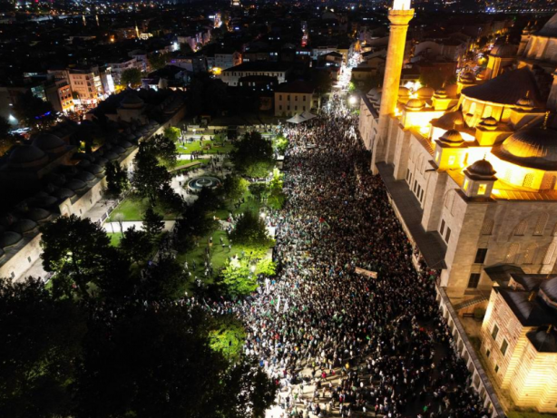Foto - Binlerce Müslüman Beyazıt Meydanı'nda haykırdı! Mescid-i Aksa özgür oluncaya kadar cihada devam